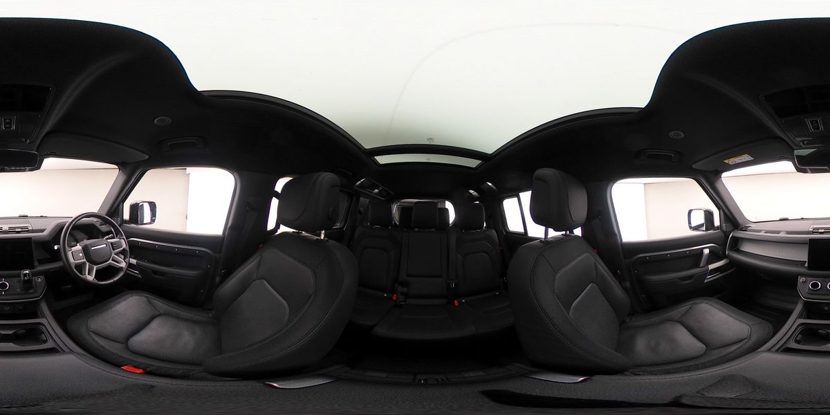 More views of Land Rover Defender 110