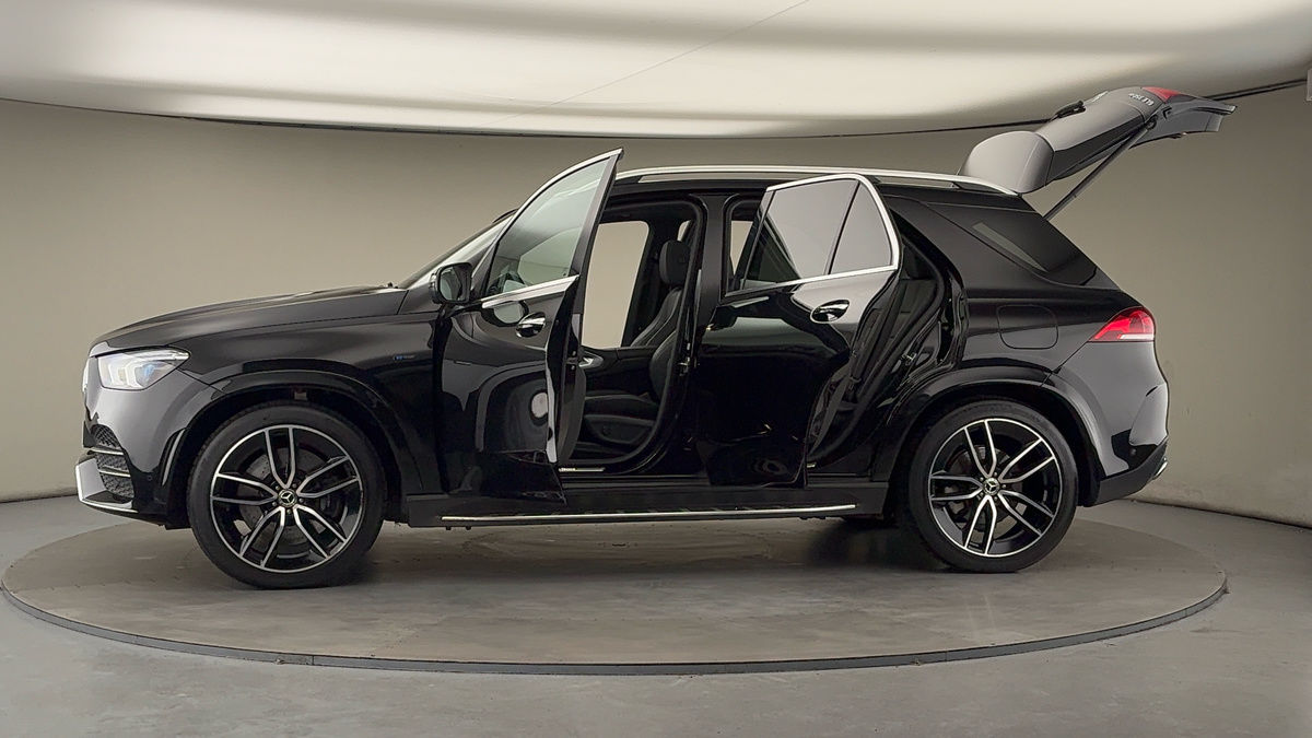 More views of Mercedes-Benz GLE