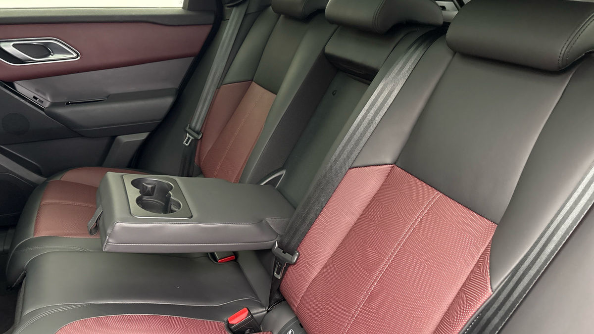 Land Rover Range Rover Velar Image 9