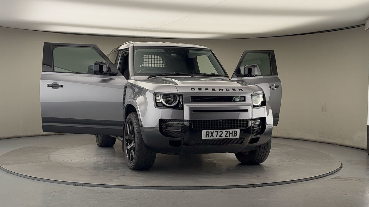 More views of Land Rover Defender 90