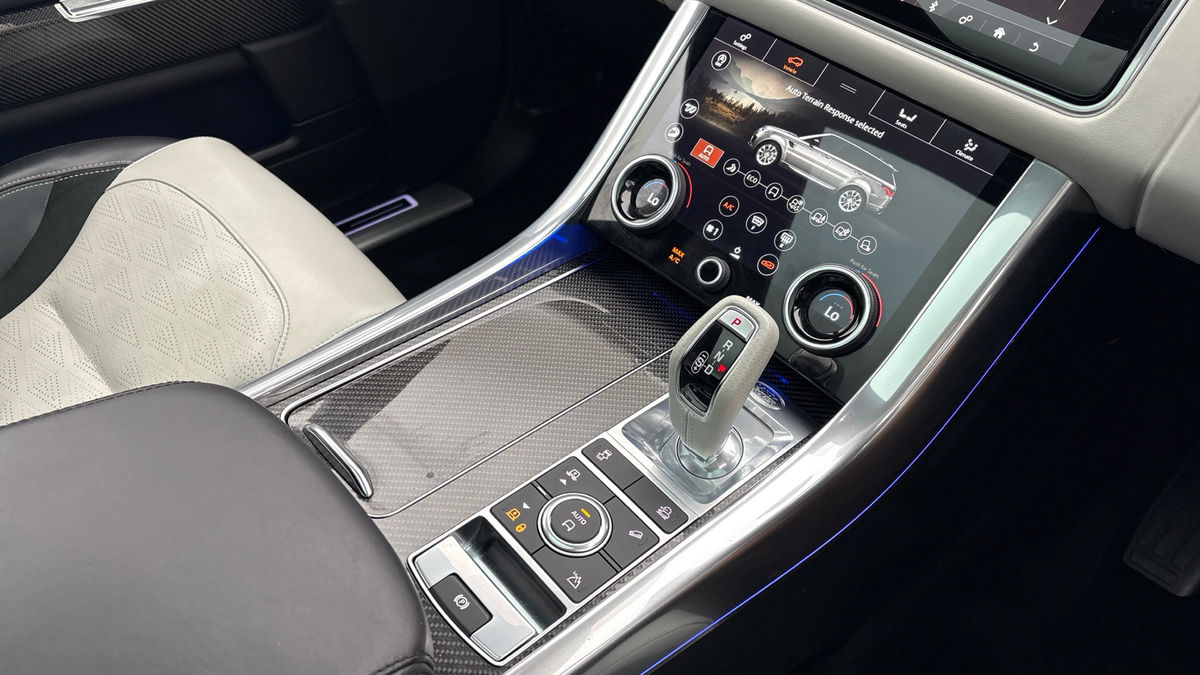 Land Rover Range Rover Sport Image 18