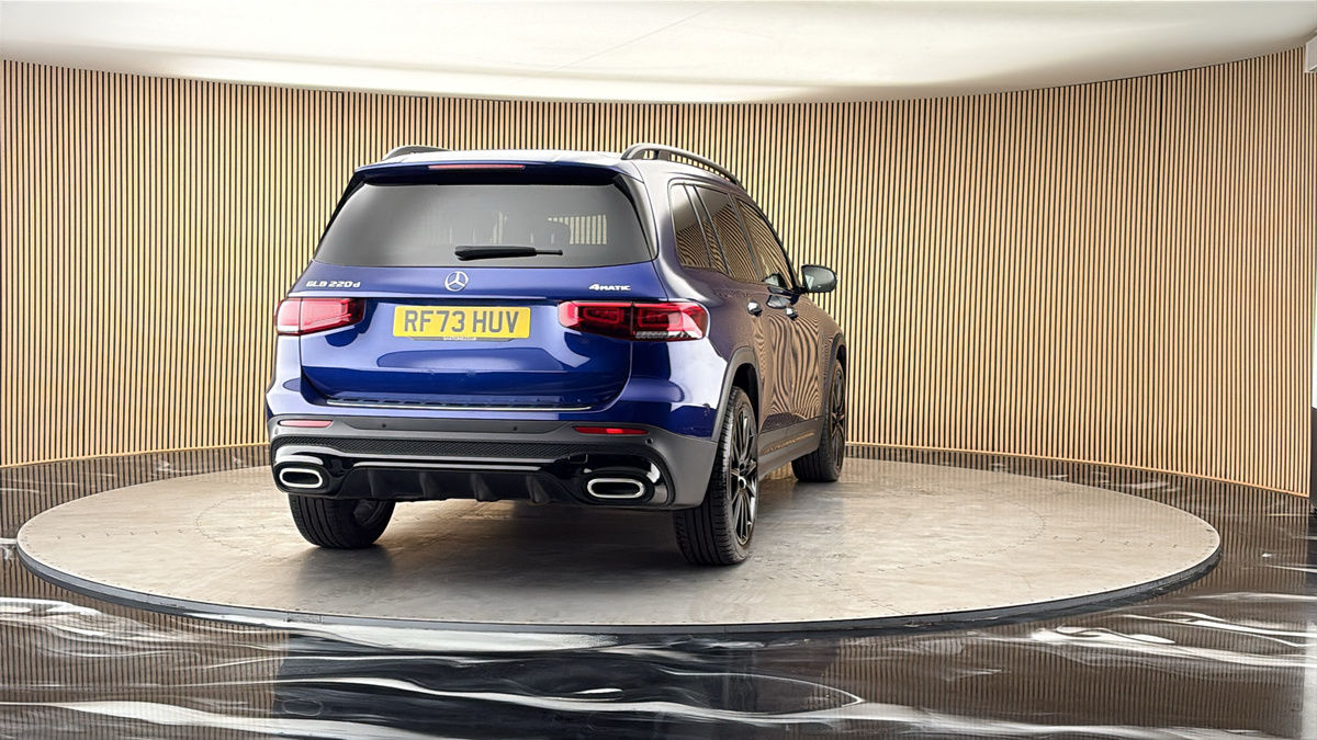 More views of Mercedes-Benz GLB