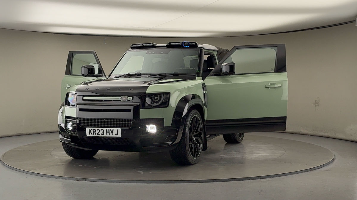 More views of Land Rover Defender 90