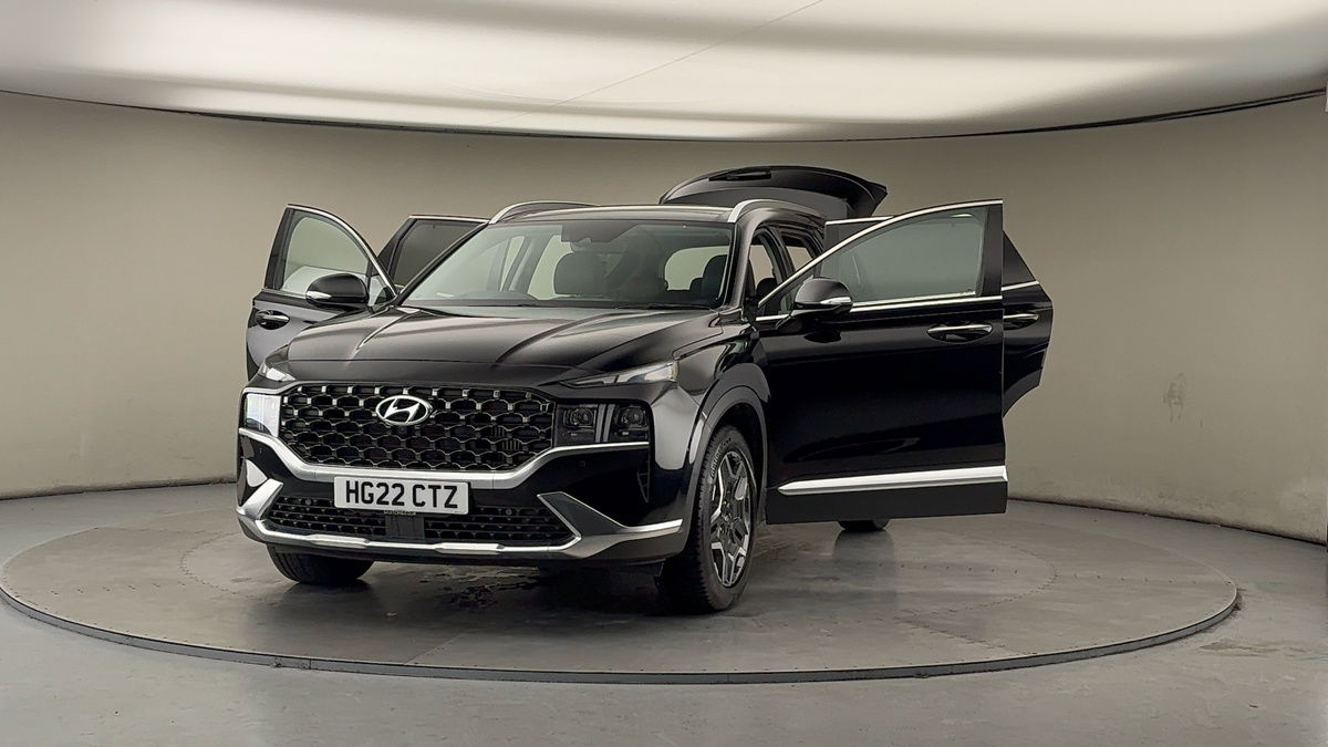 More views of Hyundai Santa Fe