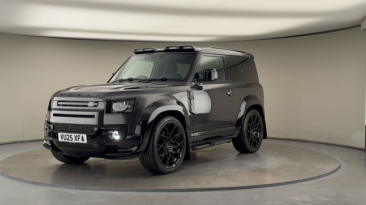 More views of Land Rover Defender 90