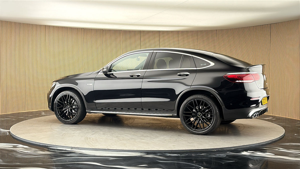 More views of Mercedes-Benz GLC