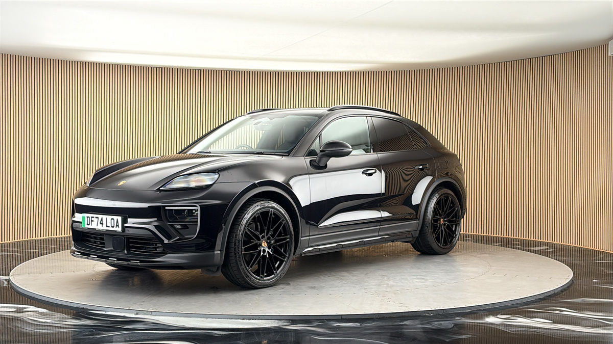 Porsche Macan Image 20