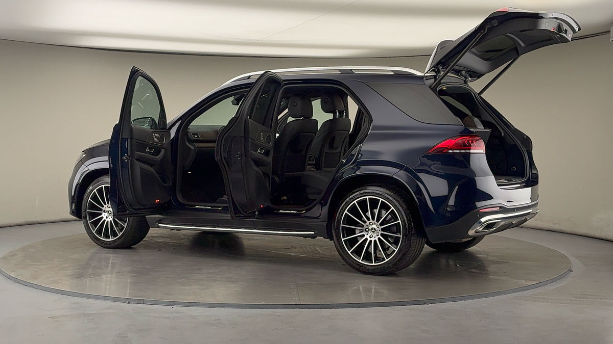 More views of Mercedes-Benz GLE