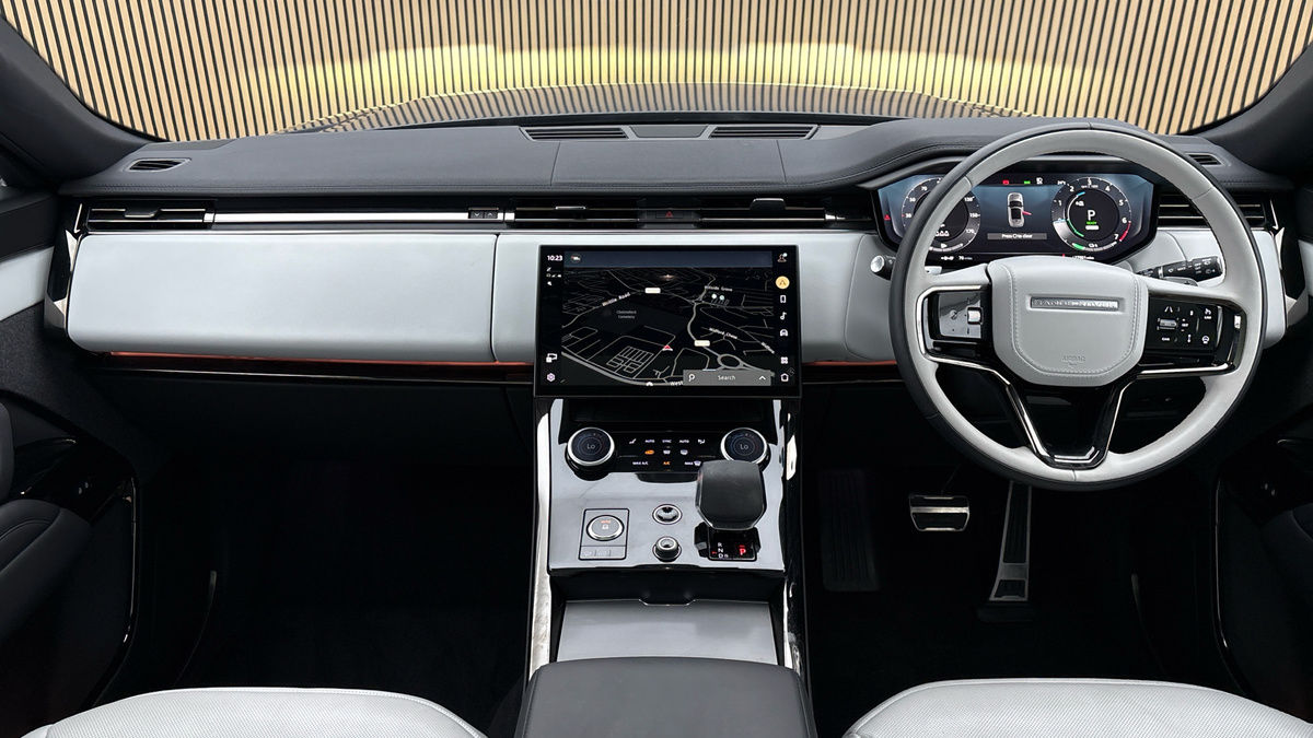 Land Rover Range Rover Sport Image 12