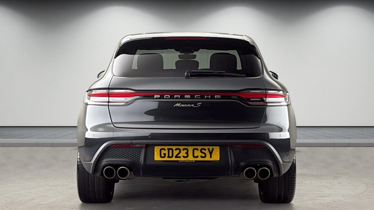 Porsche Macan Image 4