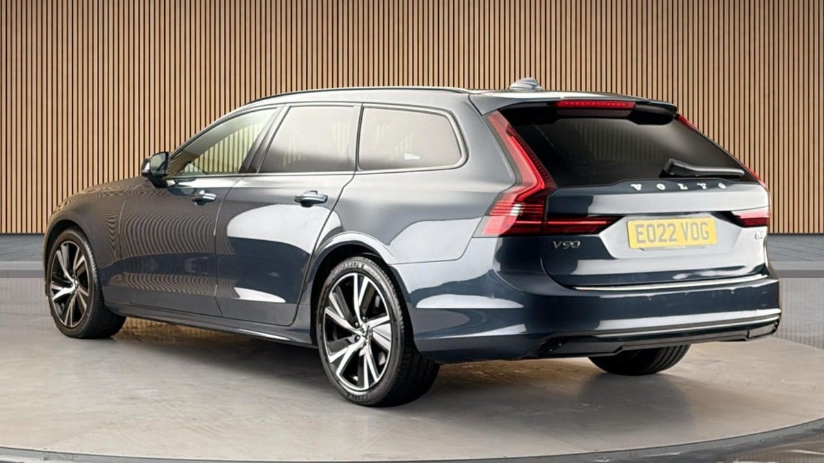 Volvo V90 Image 2