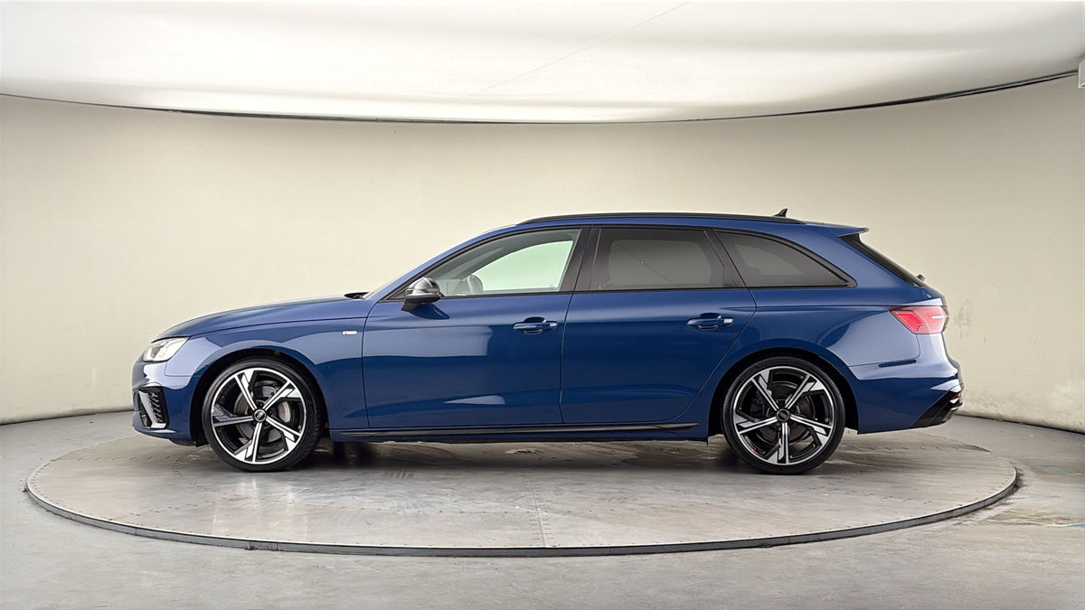 More views of Audi A4 Avant