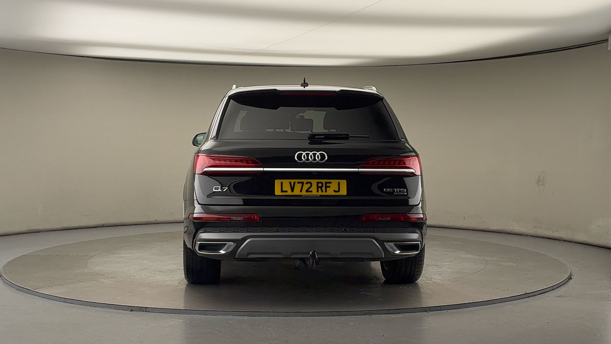 More views of Audi Q7