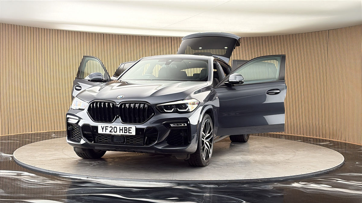 More views of BMW X6
