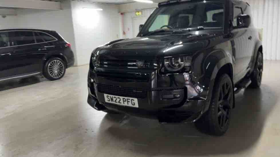 More views of Land Rover Defender 90