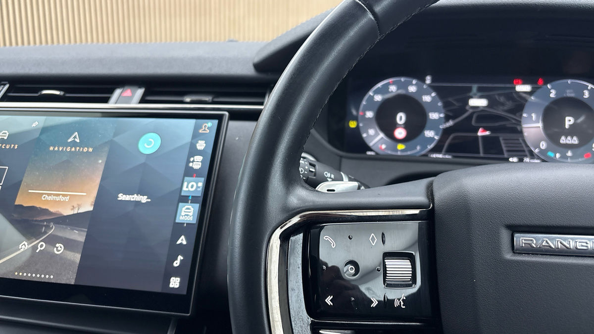More views of Land Rover Range Rover Velar