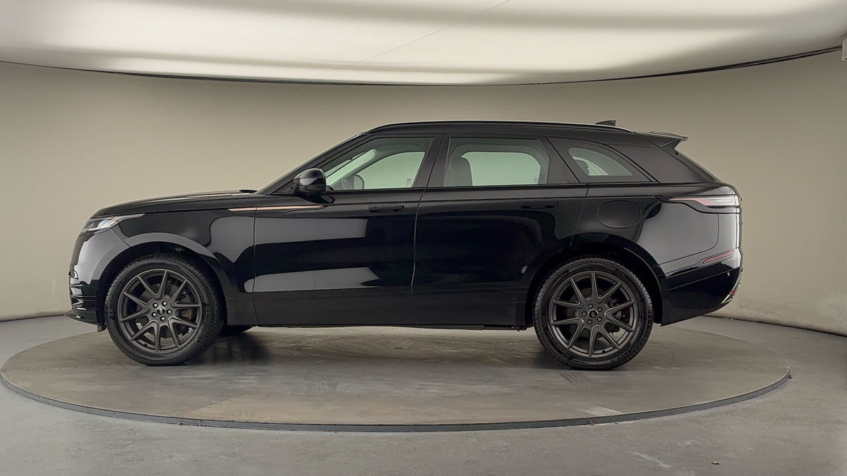 More views of Land Rover Range Rover Velar