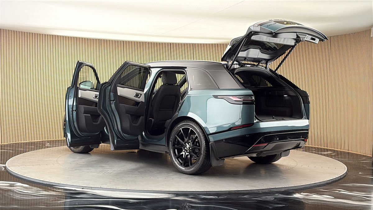More views of Land Rover Range Rover Velar