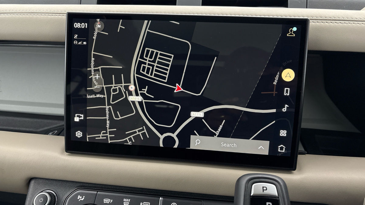 Land Rover Defender 90 Image 17