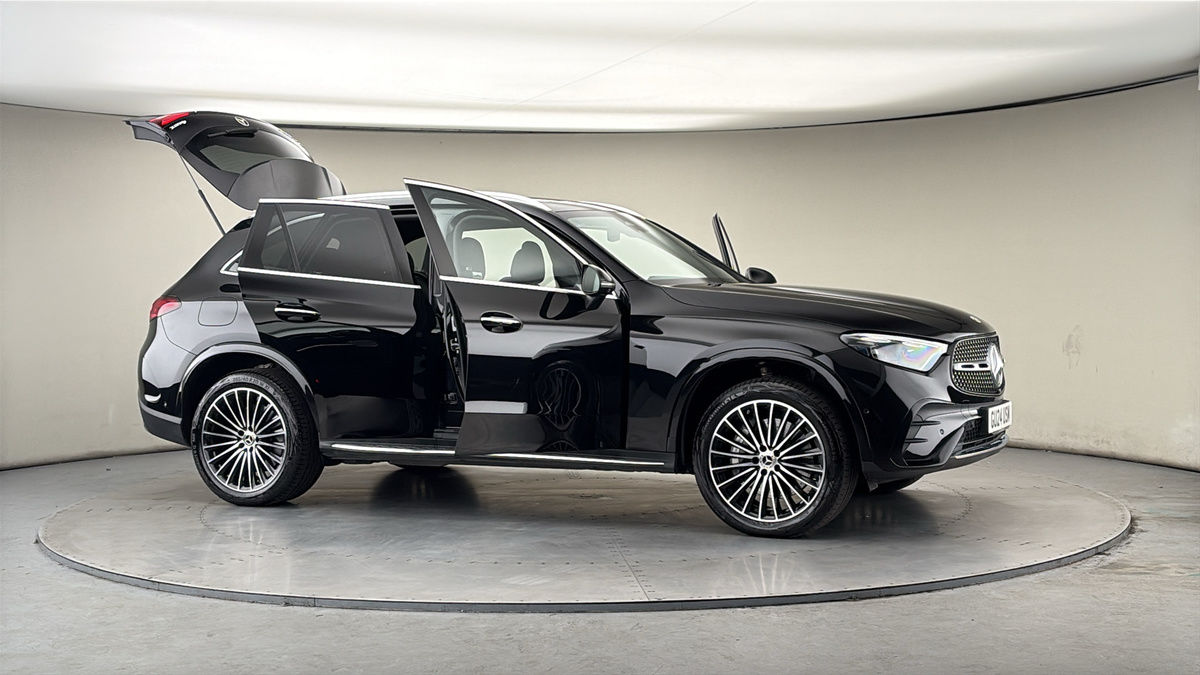 More views of Mercedes-Benz GLC