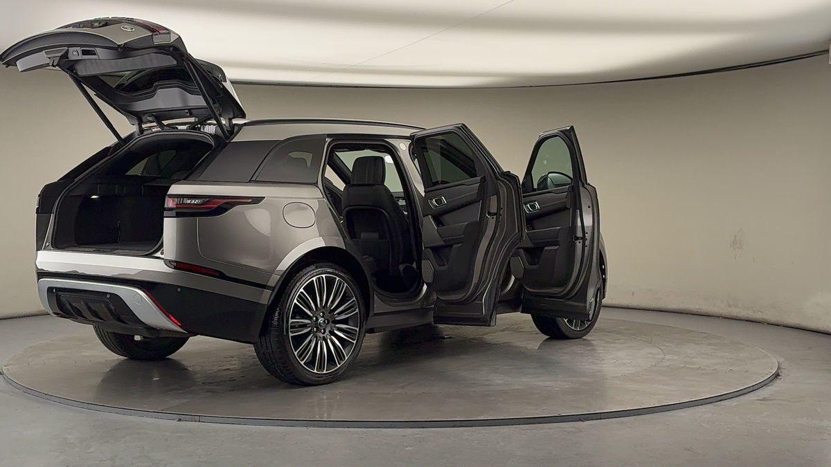 More views of Land Rover Range Rover Velar