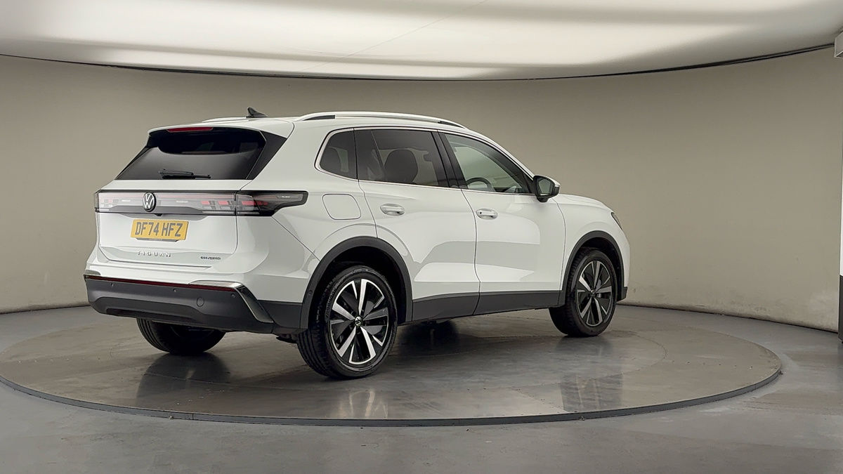 Volkswagen Tiguan Image 21