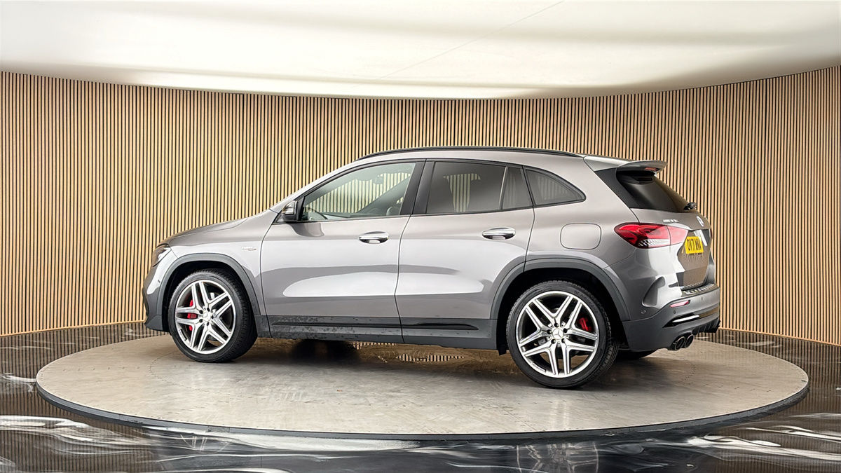 More views of Mercedes-Benz GLA
