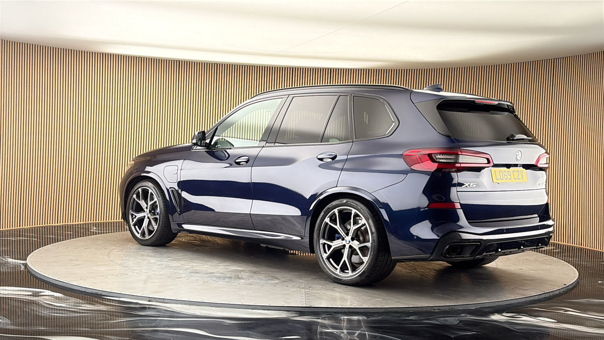 More views of BMW X5