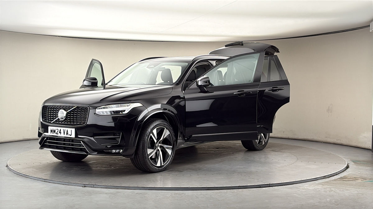 More views of Volvo XC90