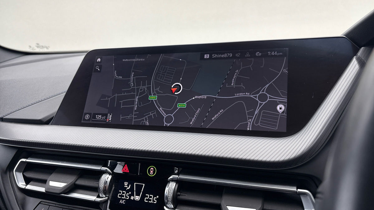 BMW 1 Series Image 17