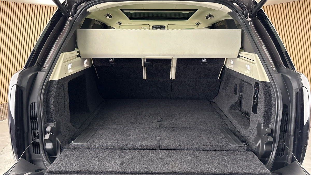 Land Rover Range Rover Image 11