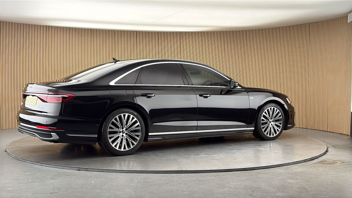 More views of Audi A8