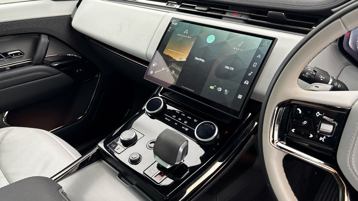 Land Rover Range Rover Sport Image 18