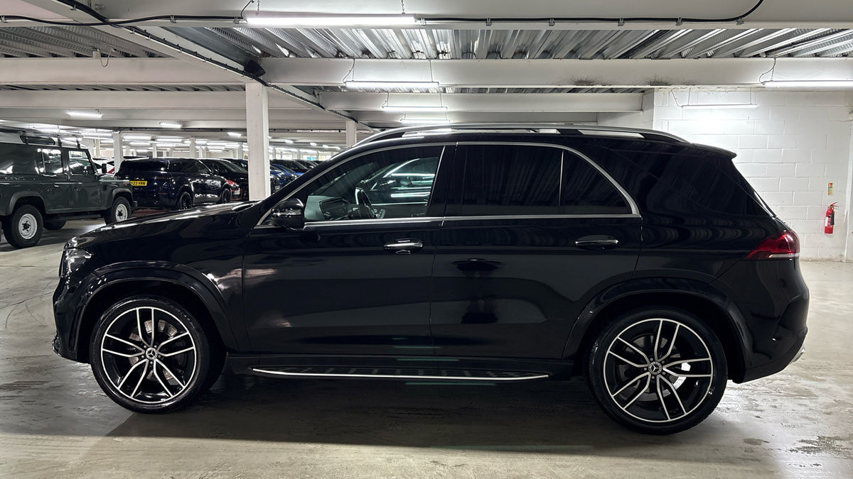 Mercedes-Benz GLE Image 15