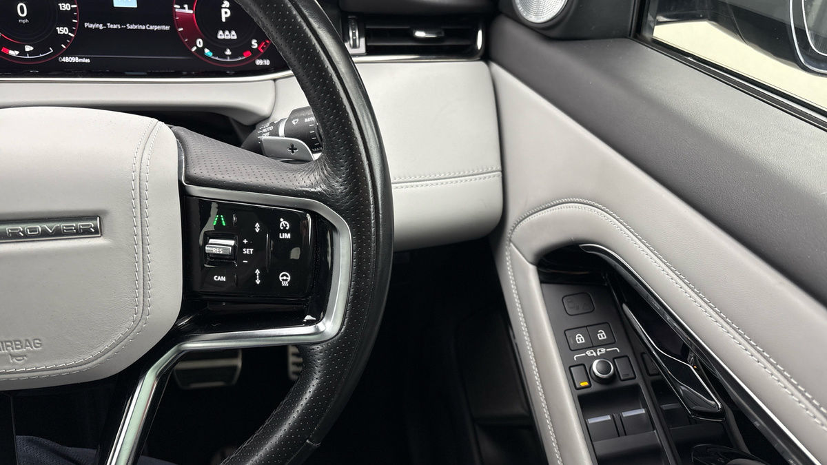 Land Rover Range Rover Evoque Image 14