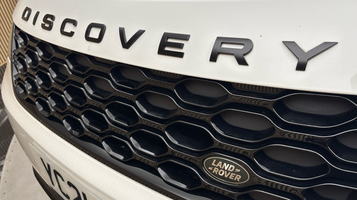 Land Rover Discovery Image 24