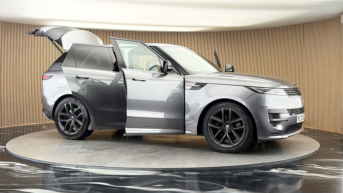 More views of Land Rover Range Rover Sport