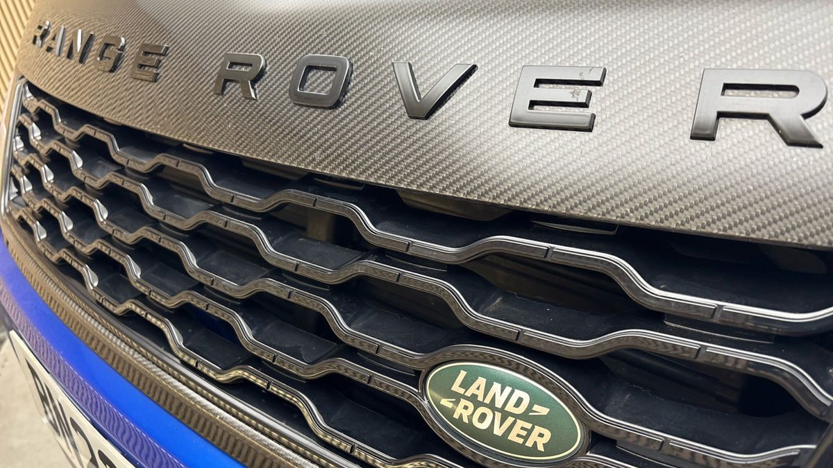 Land Rover Range Rover Sport Image 24