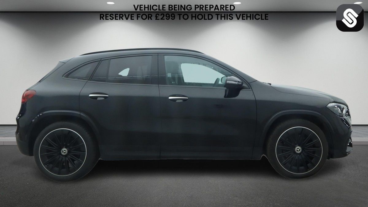 Mercedes-Benz GLA Image 5