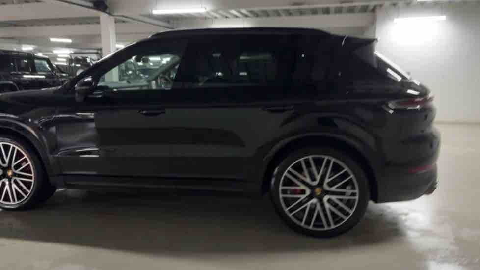 More views of Porsche Cayenne