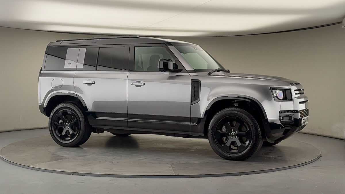 More views of Land Rover Defender 110