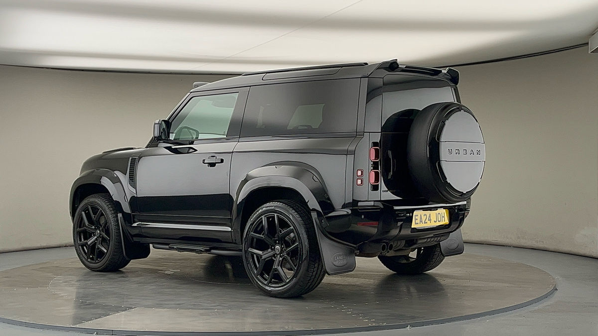 More views of Land Rover Defender 90