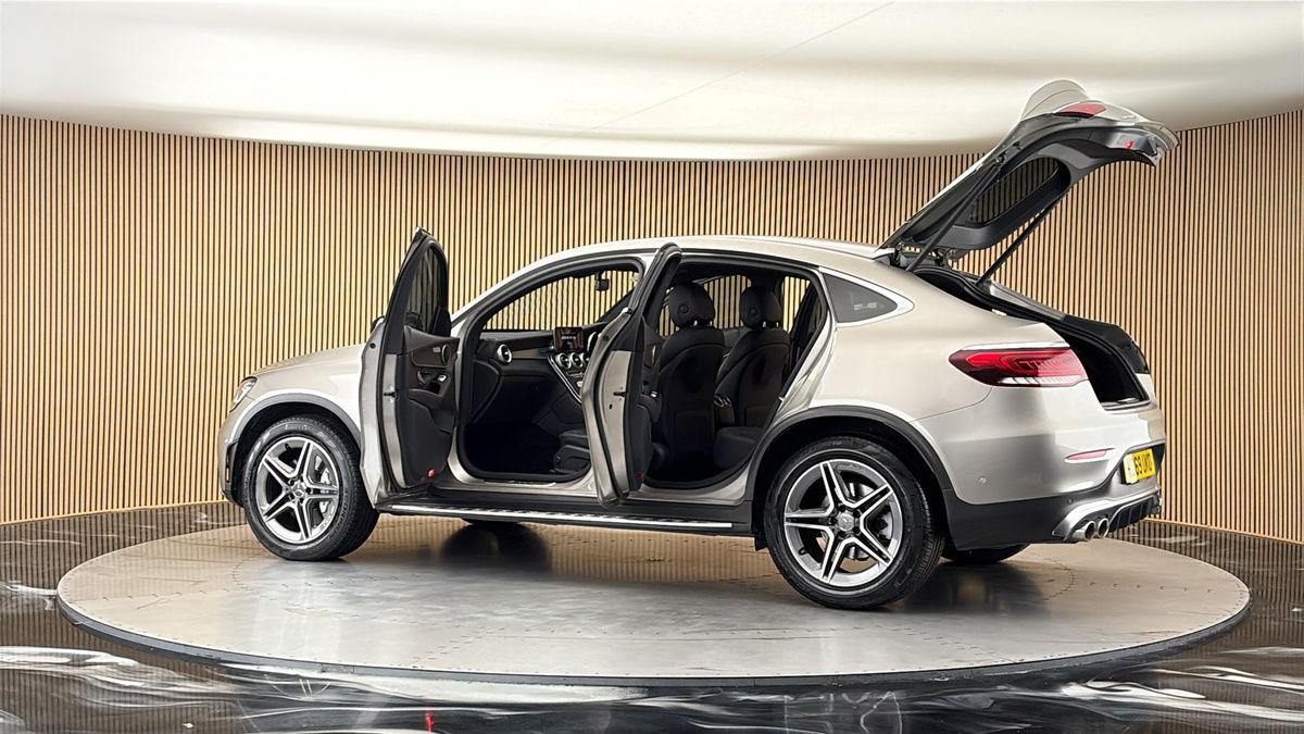 More views of Mercedes-Benz GLC