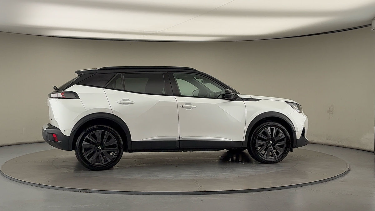 More views of Peugeot E-2008