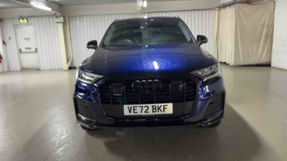 More views of Audi Q7
