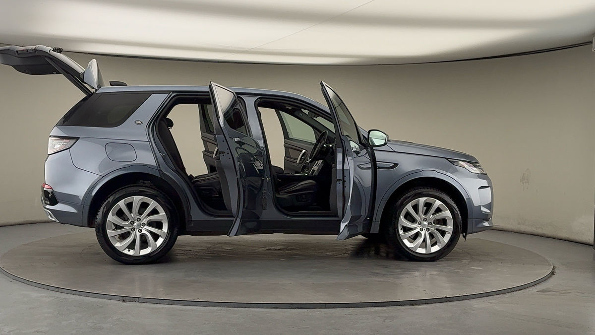 More views of Land Rover Discovery Sport