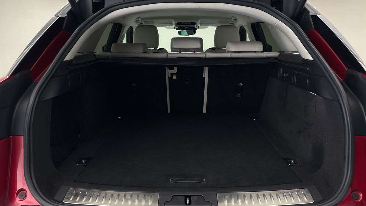 Land Rover Range Rover Velar Image 11