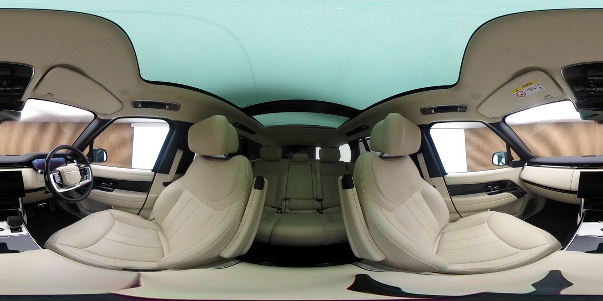 More views of Land Rover Range Rover