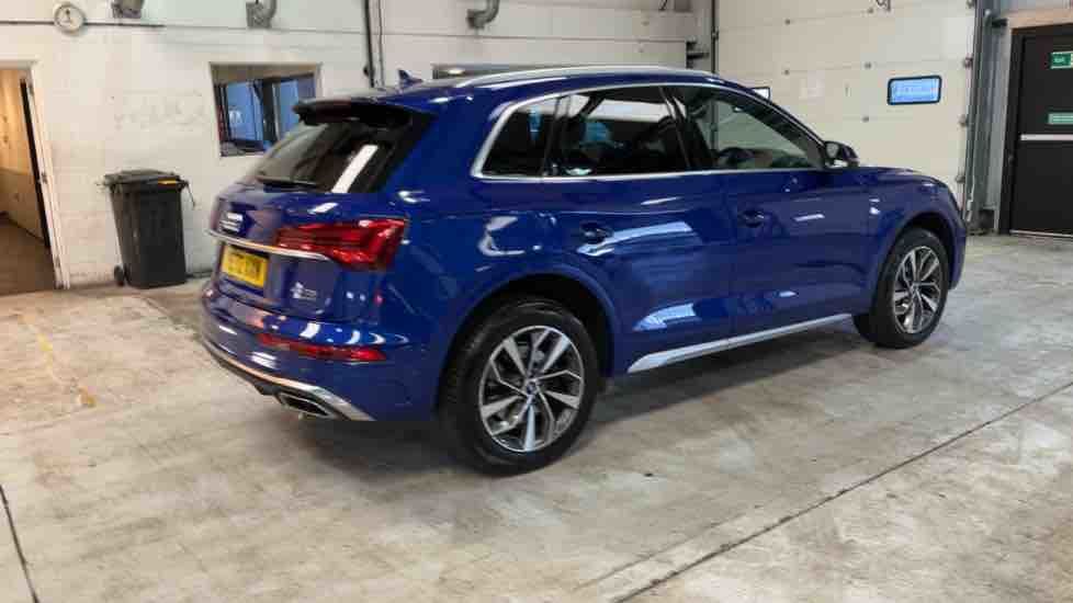 More views of Audi Q5