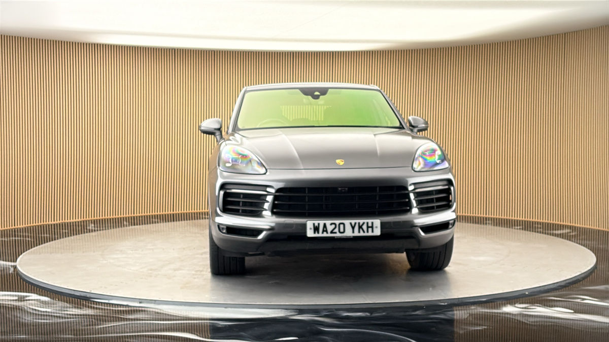 More views of Porsche Cayenne